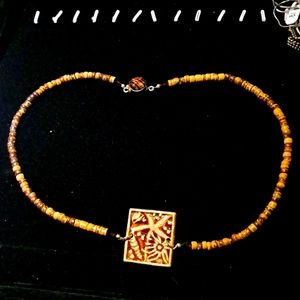 Woman's necklace